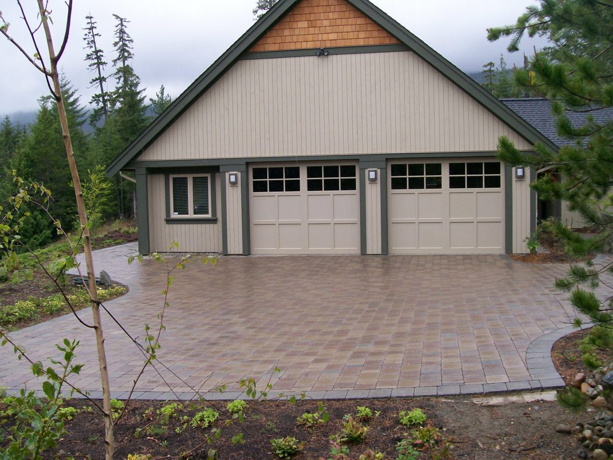 landscaping, driveway, paving stones, plants, garden